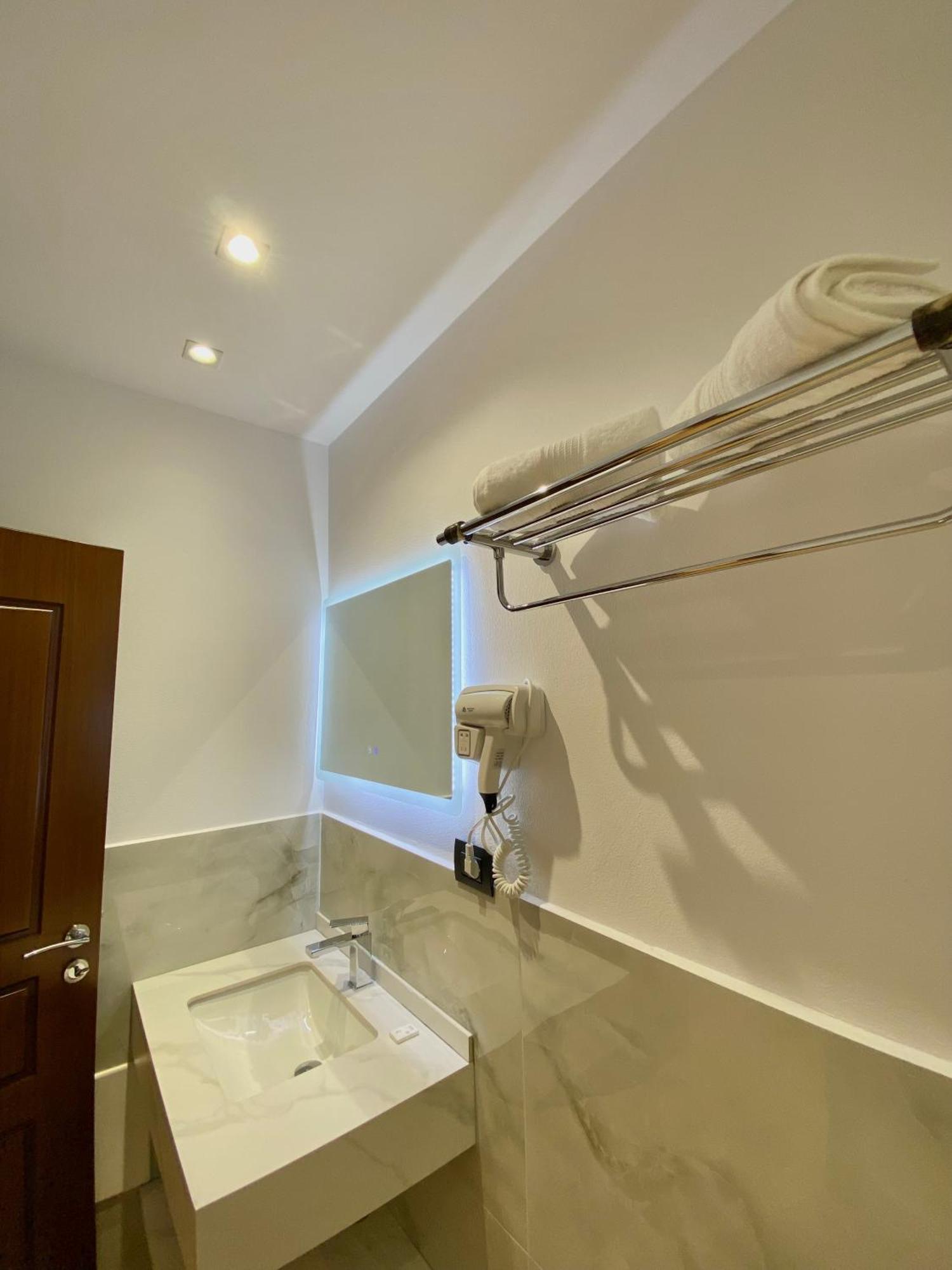 Villa Qeli Gjirokaster Luaran gambar