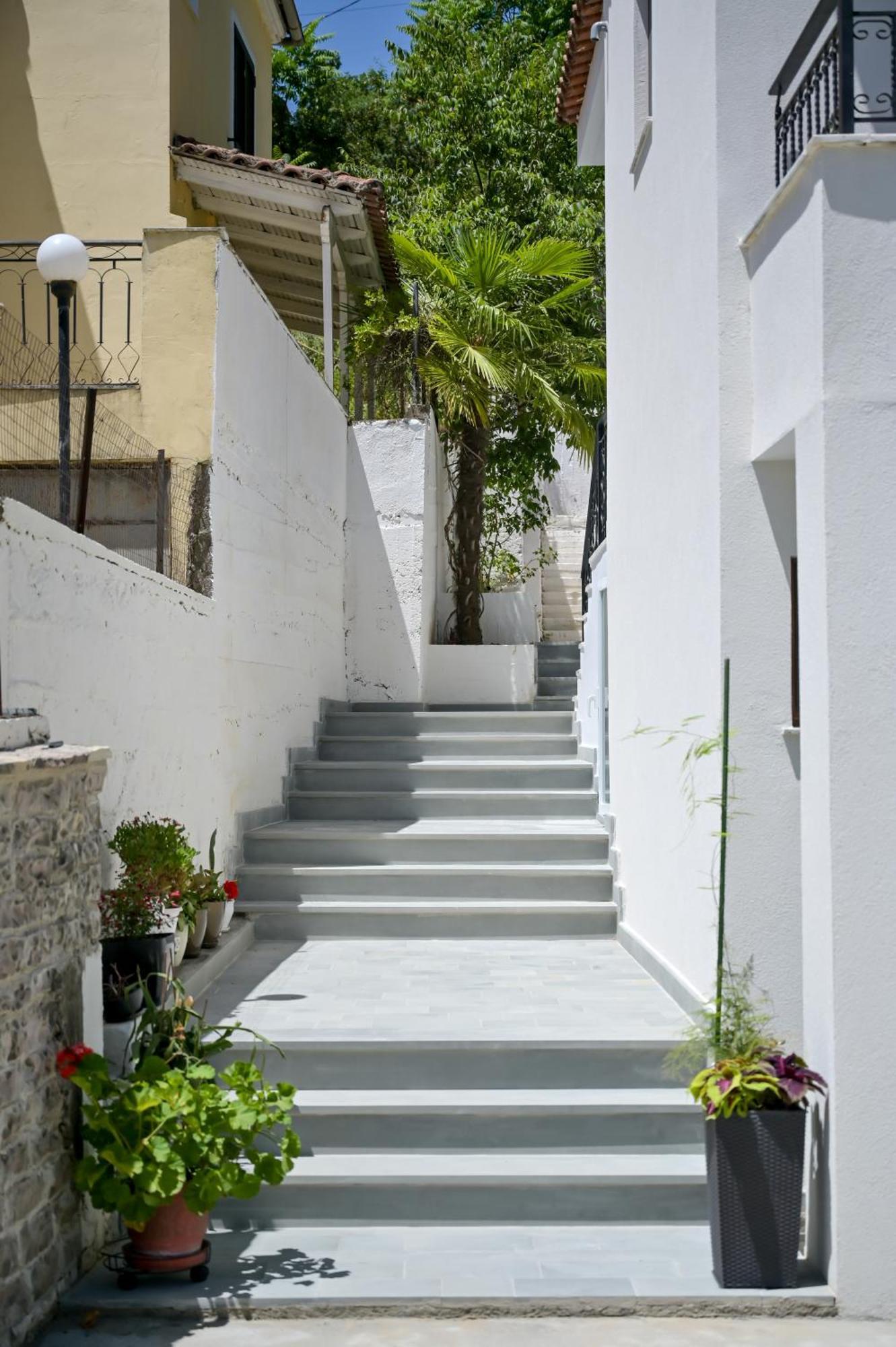 Villa Qeli Gjirokaster Luaran gambar